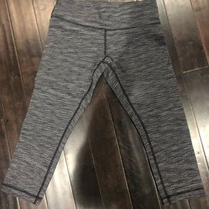 Lululemon wunder under Capri
